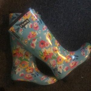 FOR MICHELLE CHANEL ONLY❗️Roma rain boots